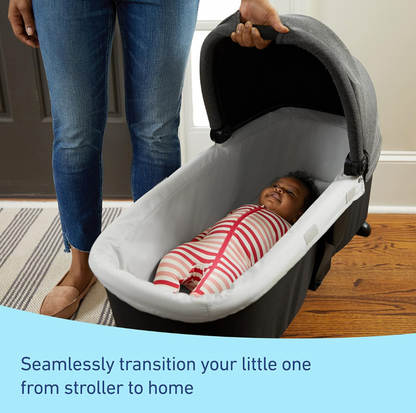 Graco Reversible Carry Cot – Cozy Comfort at Home or On the Go