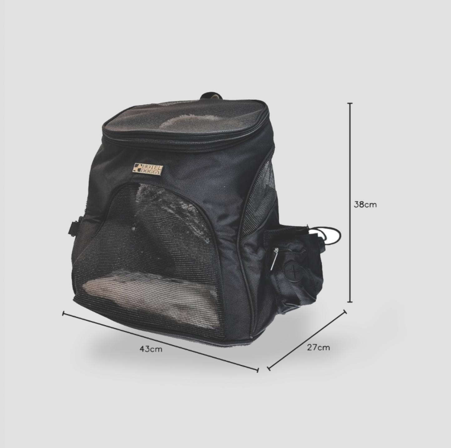 Sac à dos de transport pour animal noir en mesh avec dimensions annotées 43 par 27 par 38 centimètres