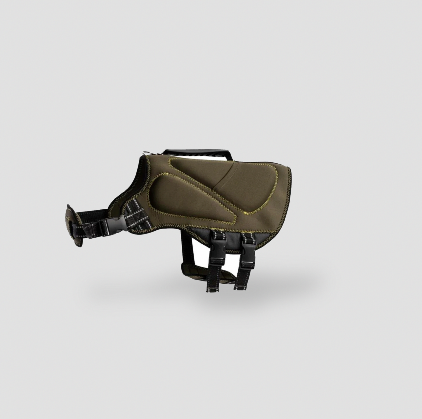 Vue de côté du gilet de sauvetage pour chien en néoprène vert avec poignée sur le dessus, sangle réfléchissante et boucles à relâchement latéral
