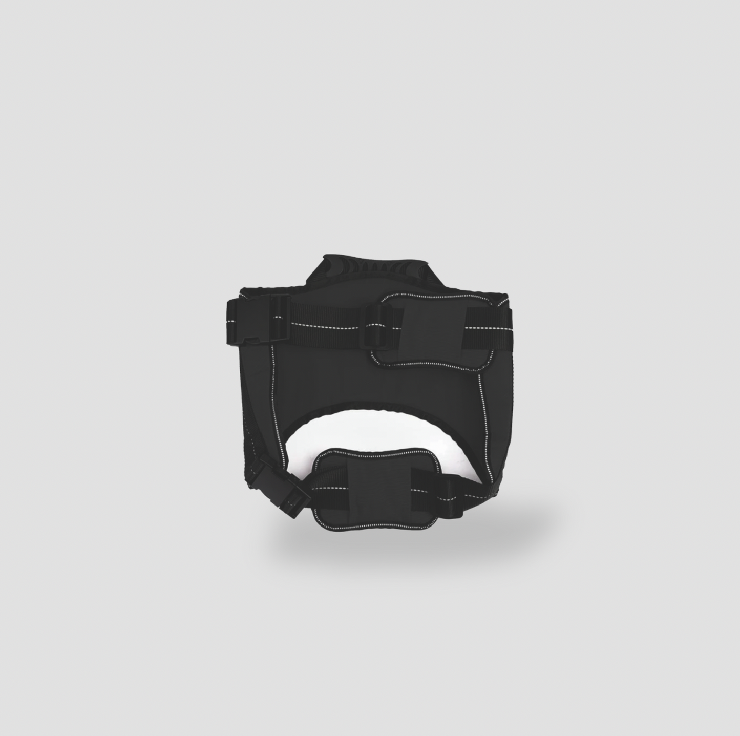 Vue arrière du harnais pour chien noir avec sangle poitrail ajustable et boucles à dégagement rapide